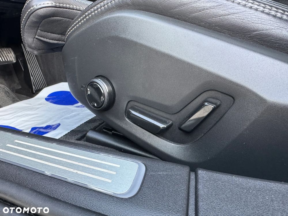 Volvo V90 D5 AWD Geartronic Inscription - 23