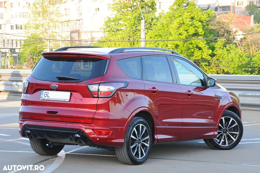 Ford Kuga 2.0 TDCi 4WD Powershift ST-Line - 3