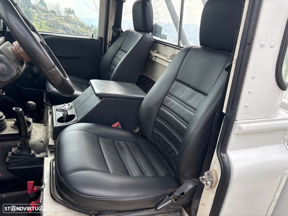 Land Rover Defender 90 2.5 TDi Metal Top - 14