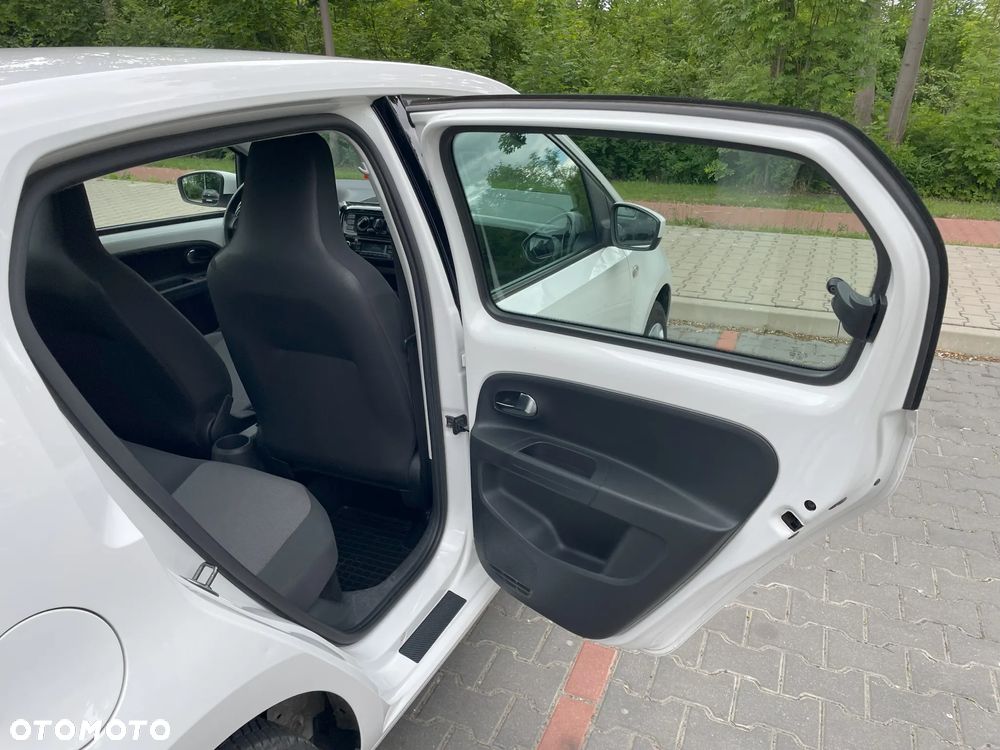 Volkswagen up! - 20