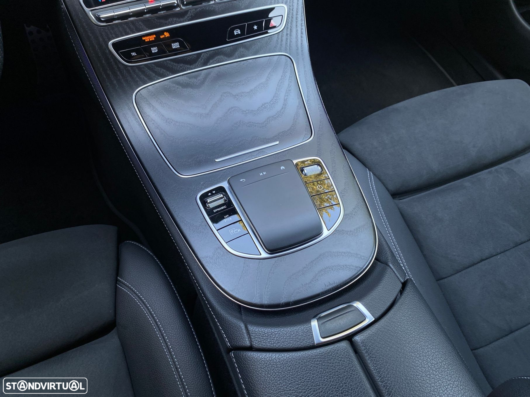 Mercedes-Benz E 300 de AMG Line - 21