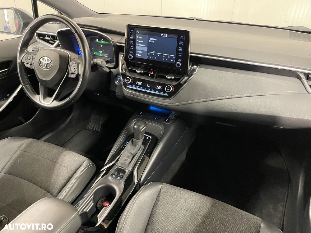 Toyota Corolla - 9