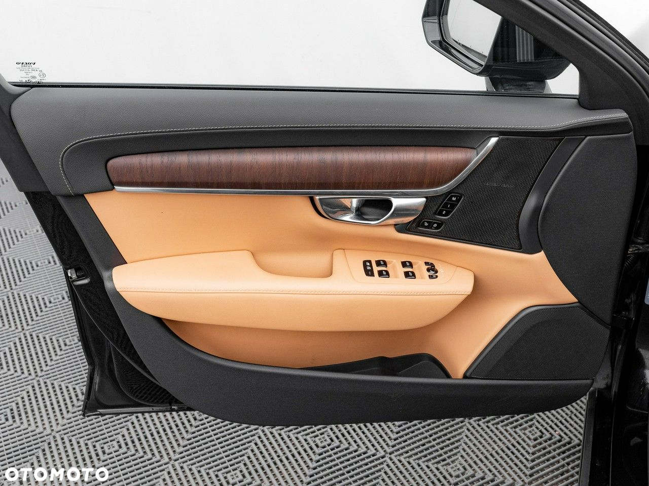 Volvo S90 - 14