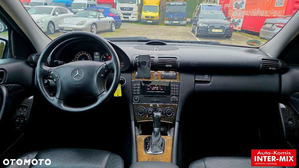 Mercedes-Benz Klasa C - 25