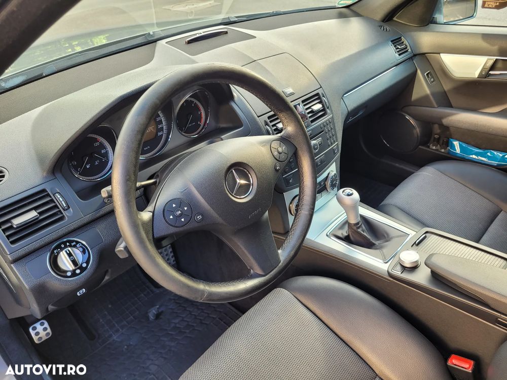 Mercedes-Benz C 220 CDI - 9