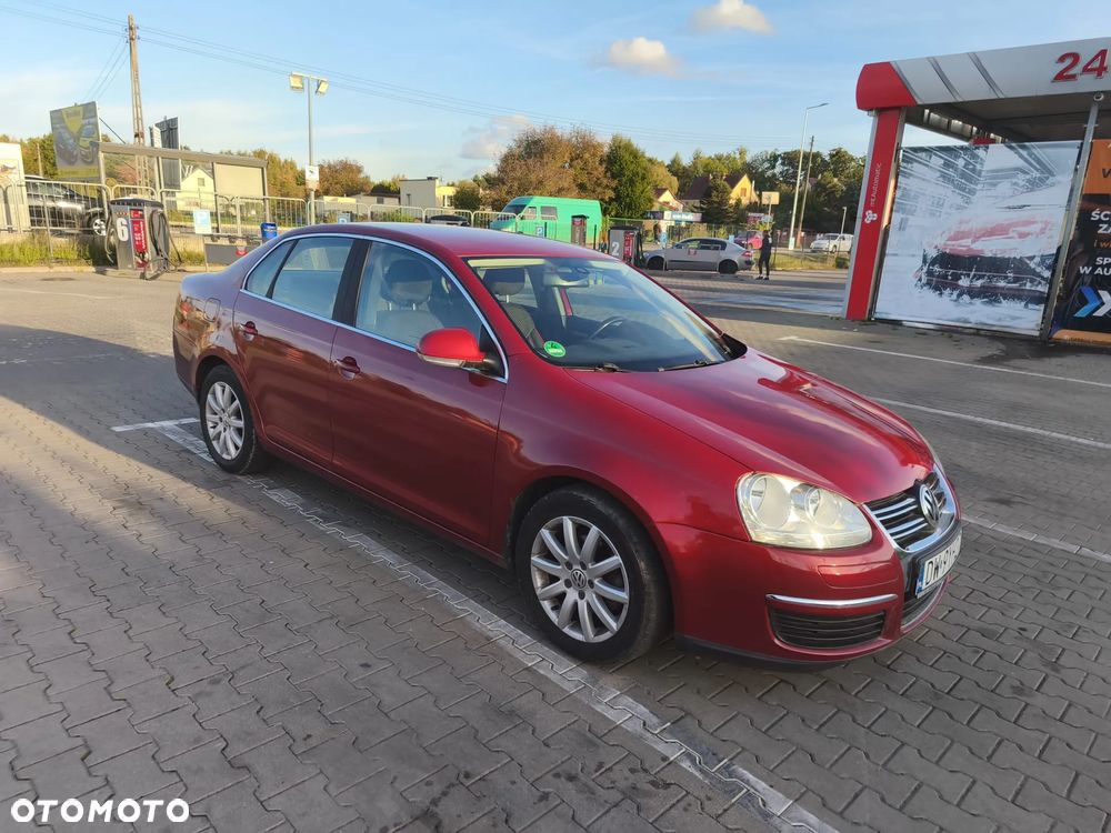 Volkswagen Jetta 1.4 TSI Comfortline - 9