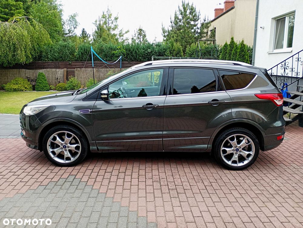 Ford Kuga - 2