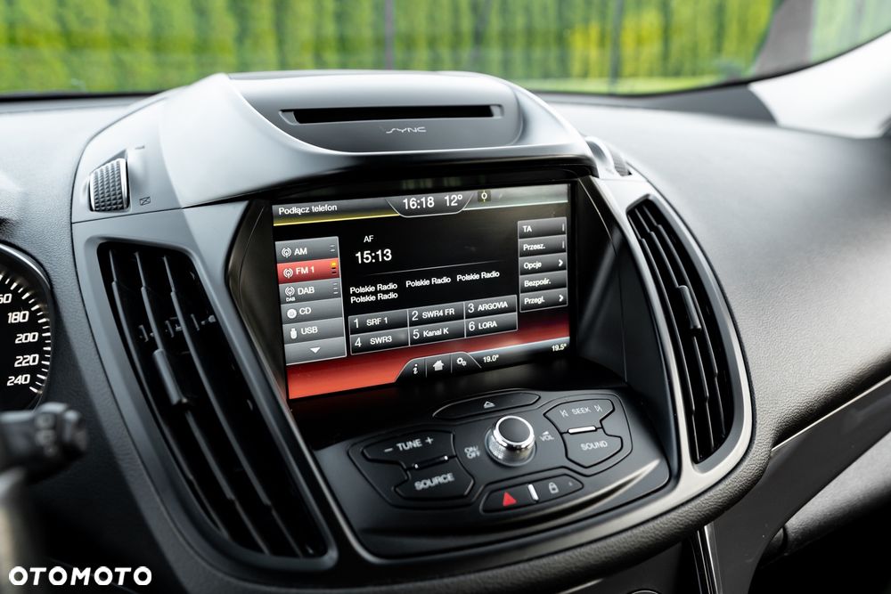 Ford Kuga 2.0 EcoBlue 4x4 TITANIUM - 32