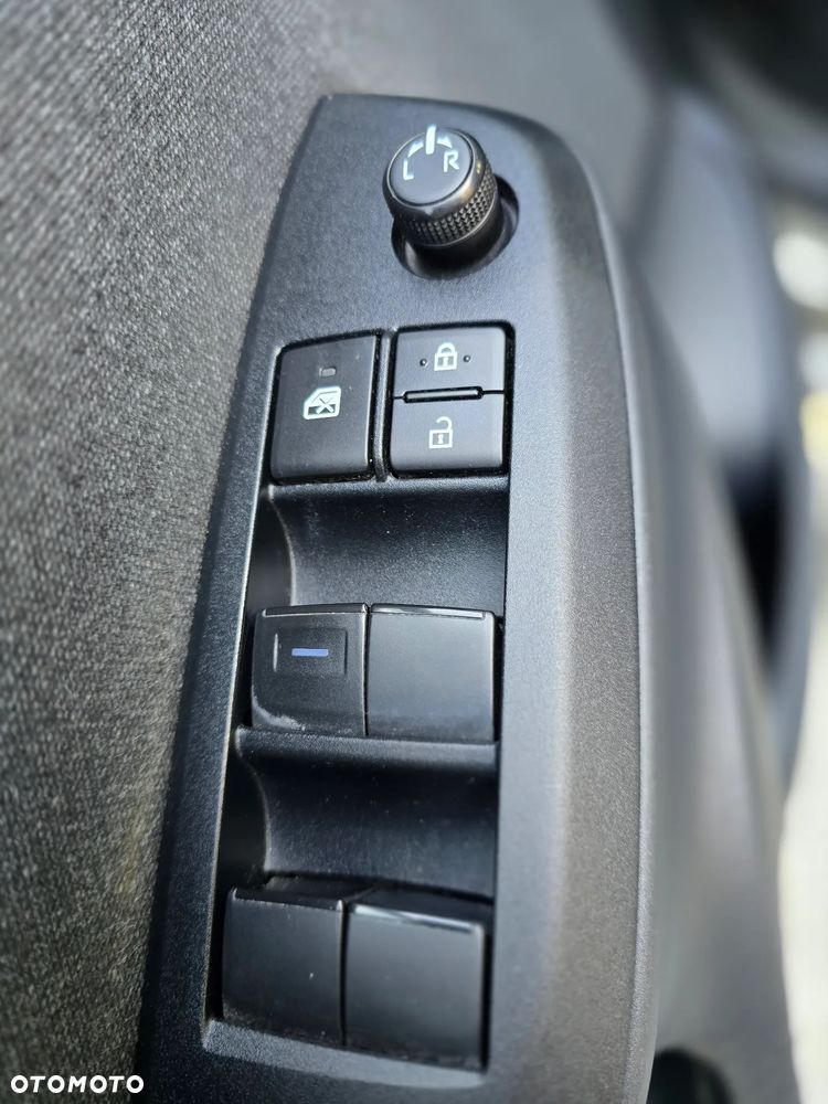 Toyota Yaris Hybrid 1.5 Comfort - 22