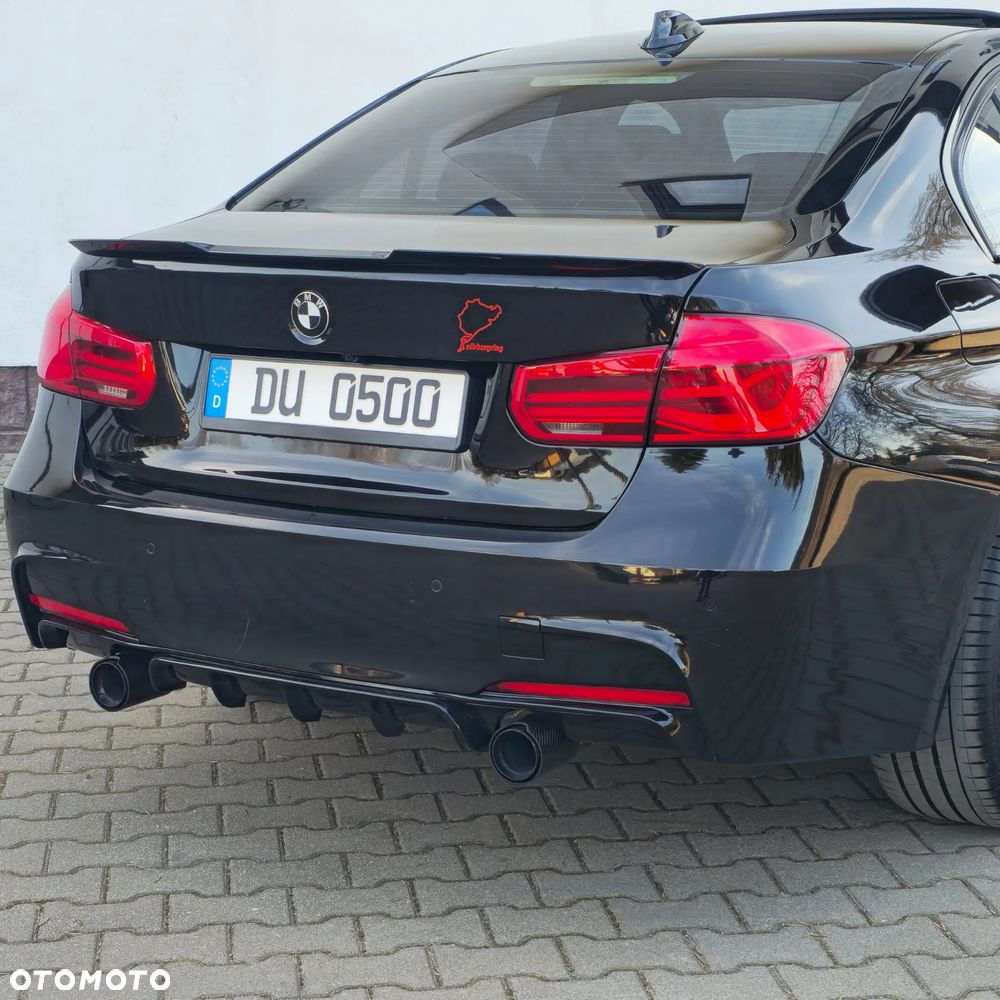 BMW Seria 3 330i xDrive M Sport - 15