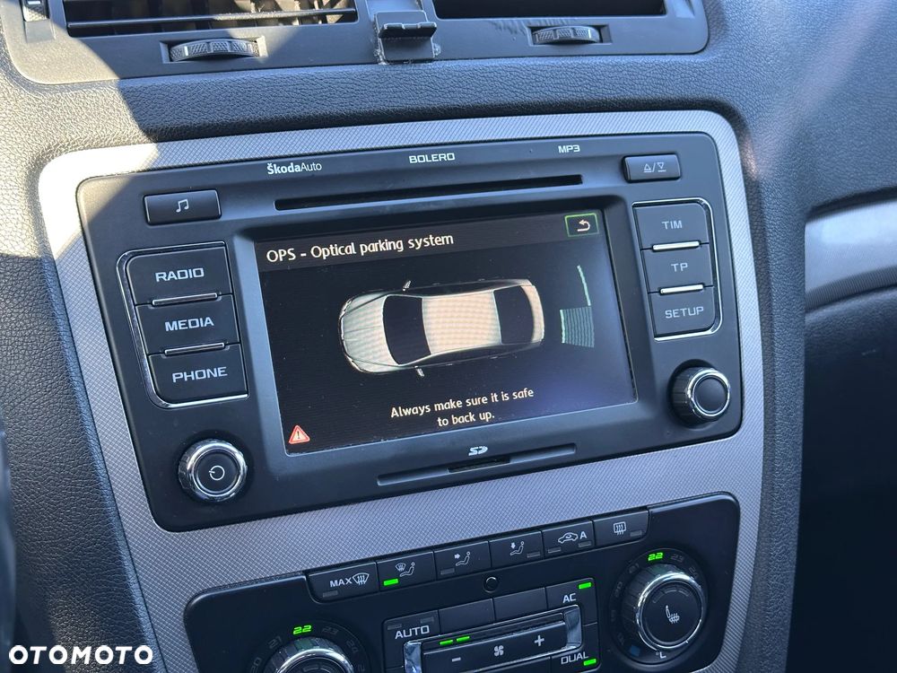 Skoda Octavia 1.6 TDI Ambiente DSG - 20