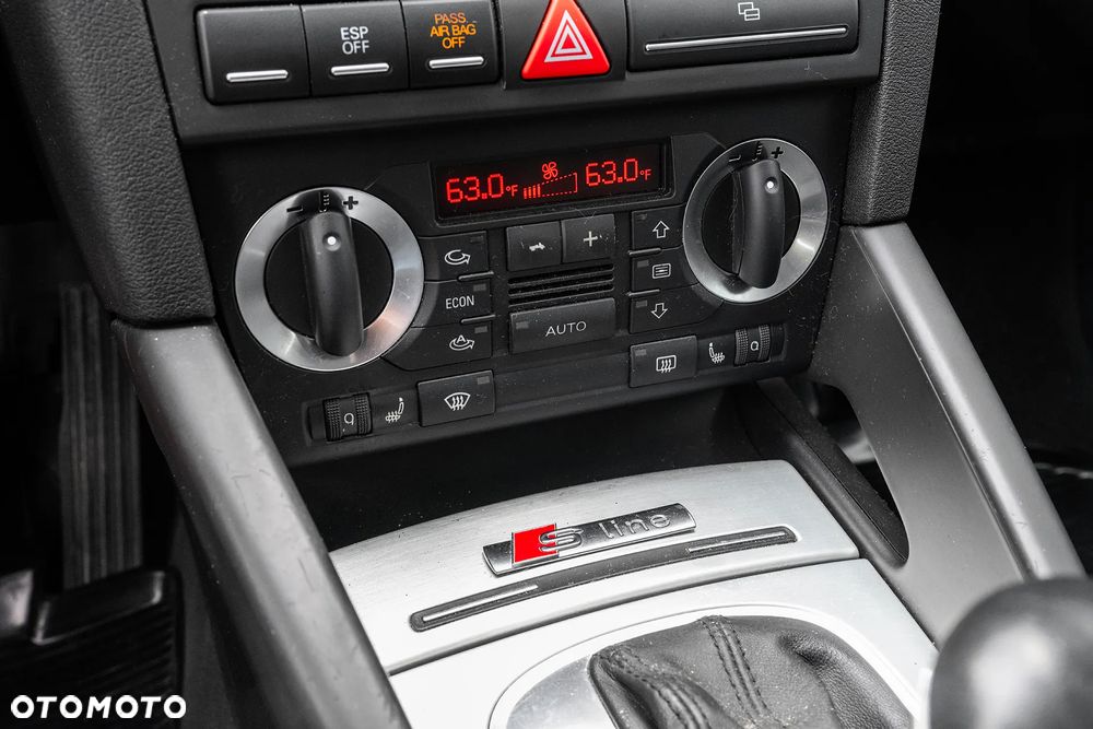 Audi A3 ver-3-2-sportback-quattro-s-tronic-s-line-sportpaket-plus - 25