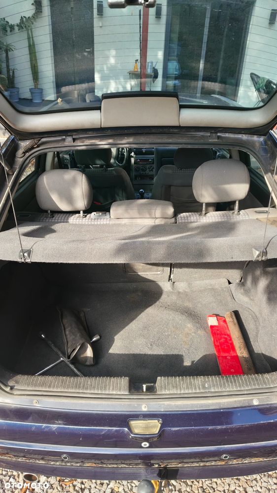 Opel Astra 1.6 - 10