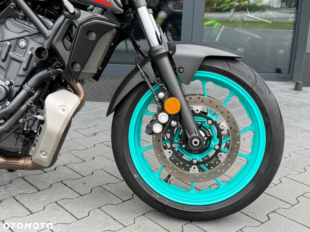 Yamaha MT - 8