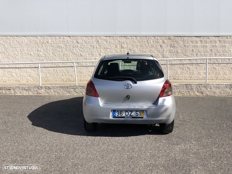 Toyota Yaris 1.0 VVT-i AC Manual - 5