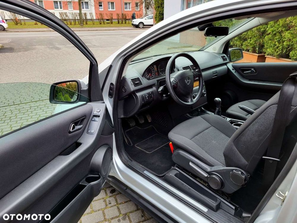 Mercedes-Benz Klasa A - 16