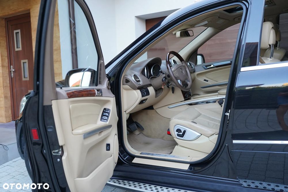 Mercedes-Benz GL 420 CDI - 10