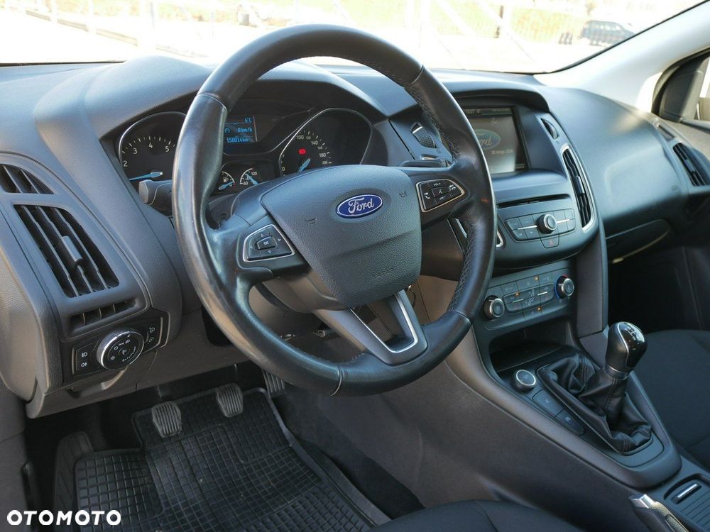 Ford Focus - 17