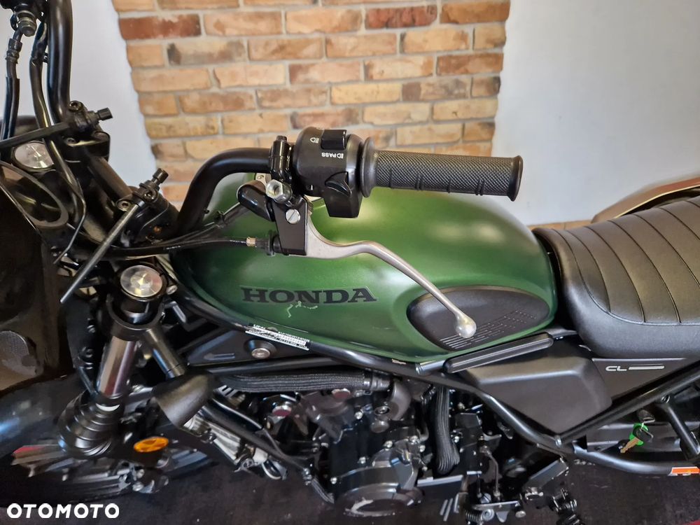 Honda CL - 17