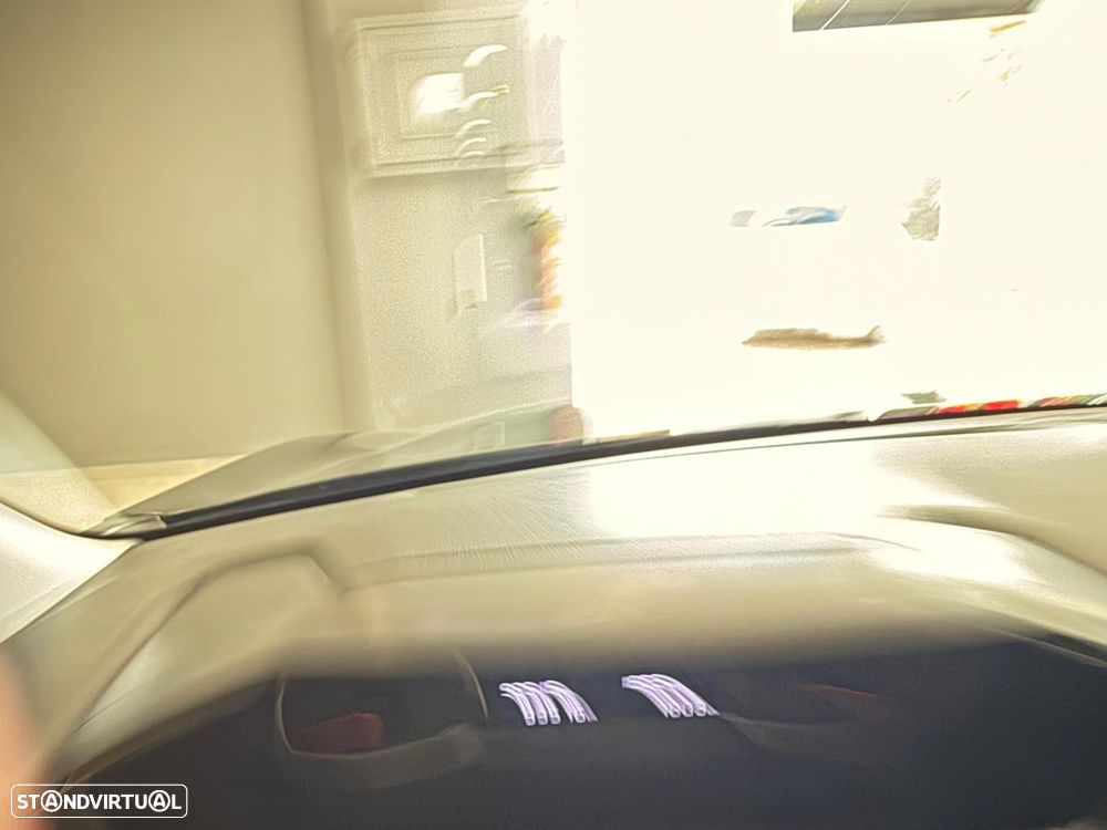 Peugeot 208 1.2 PureTech Active - 10