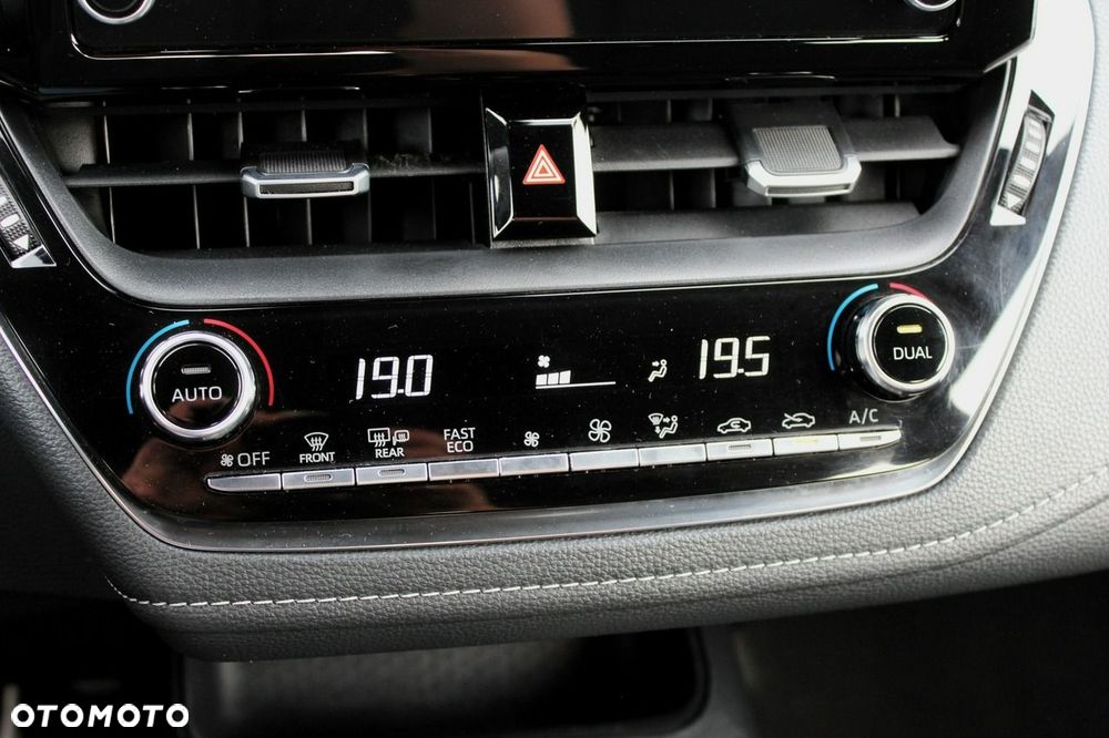 Toyota Corolla 1.8 Hybrid GPF Comfort - 17