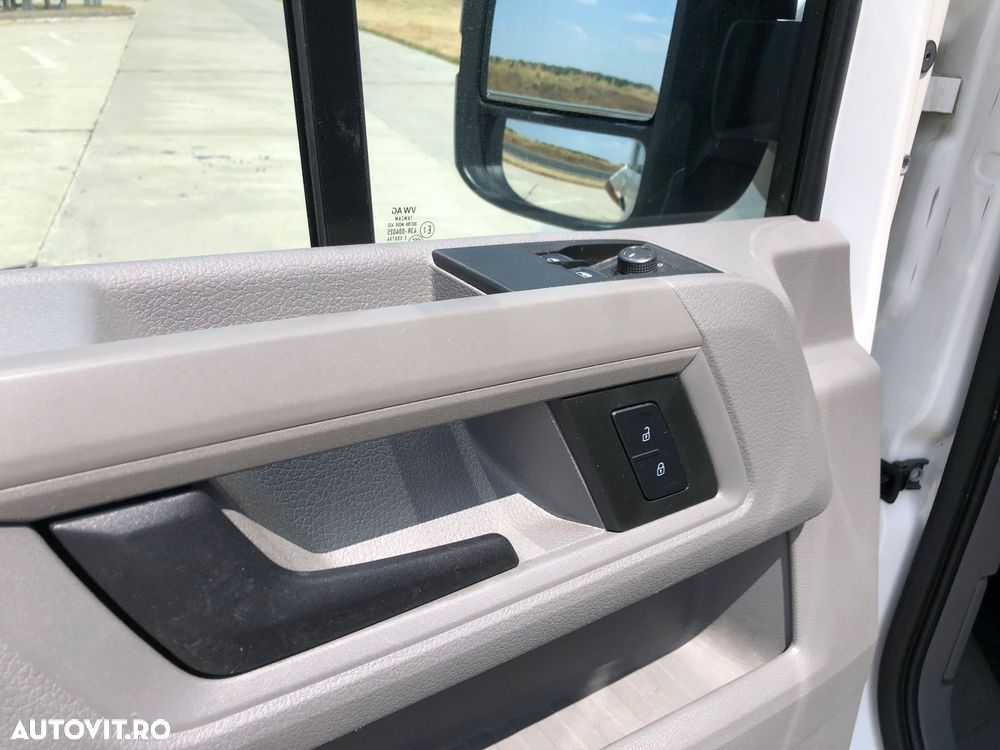 Volkswagen Crafter - 28