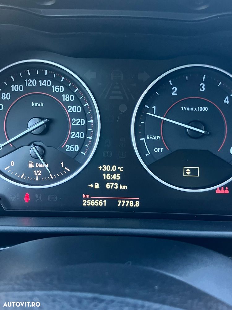 BMW Seria 1 118d - 10