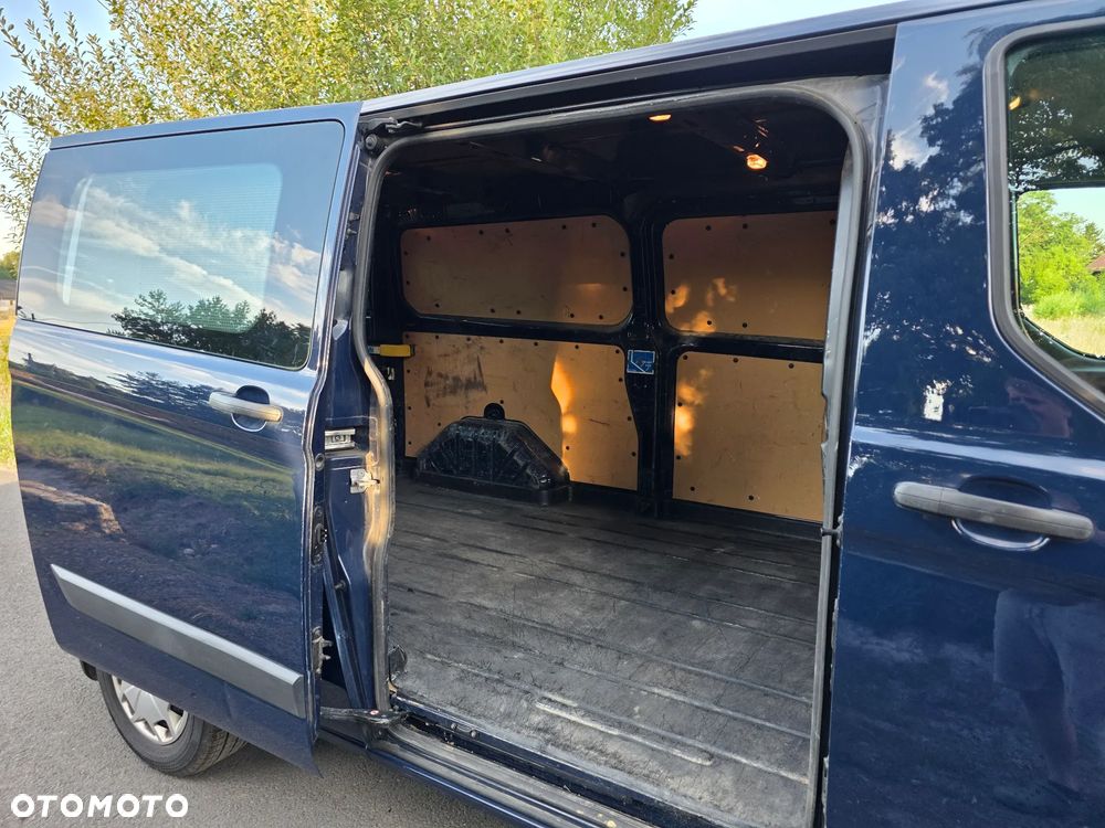 Ford Transit Custom - 19