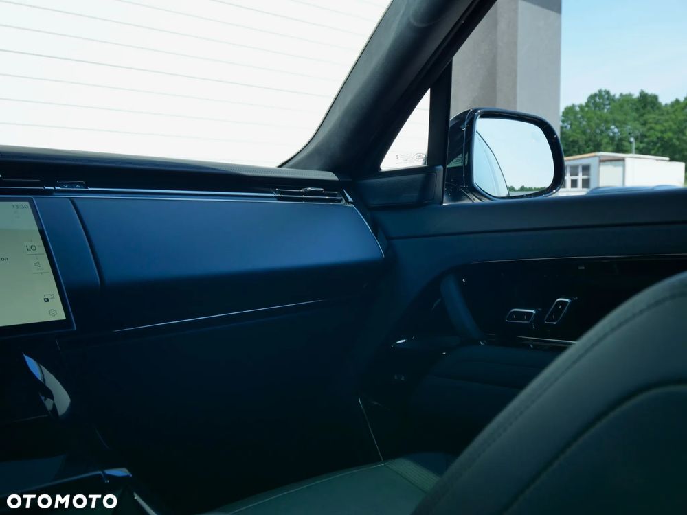 Land Rover Range Rover Sport - 36
