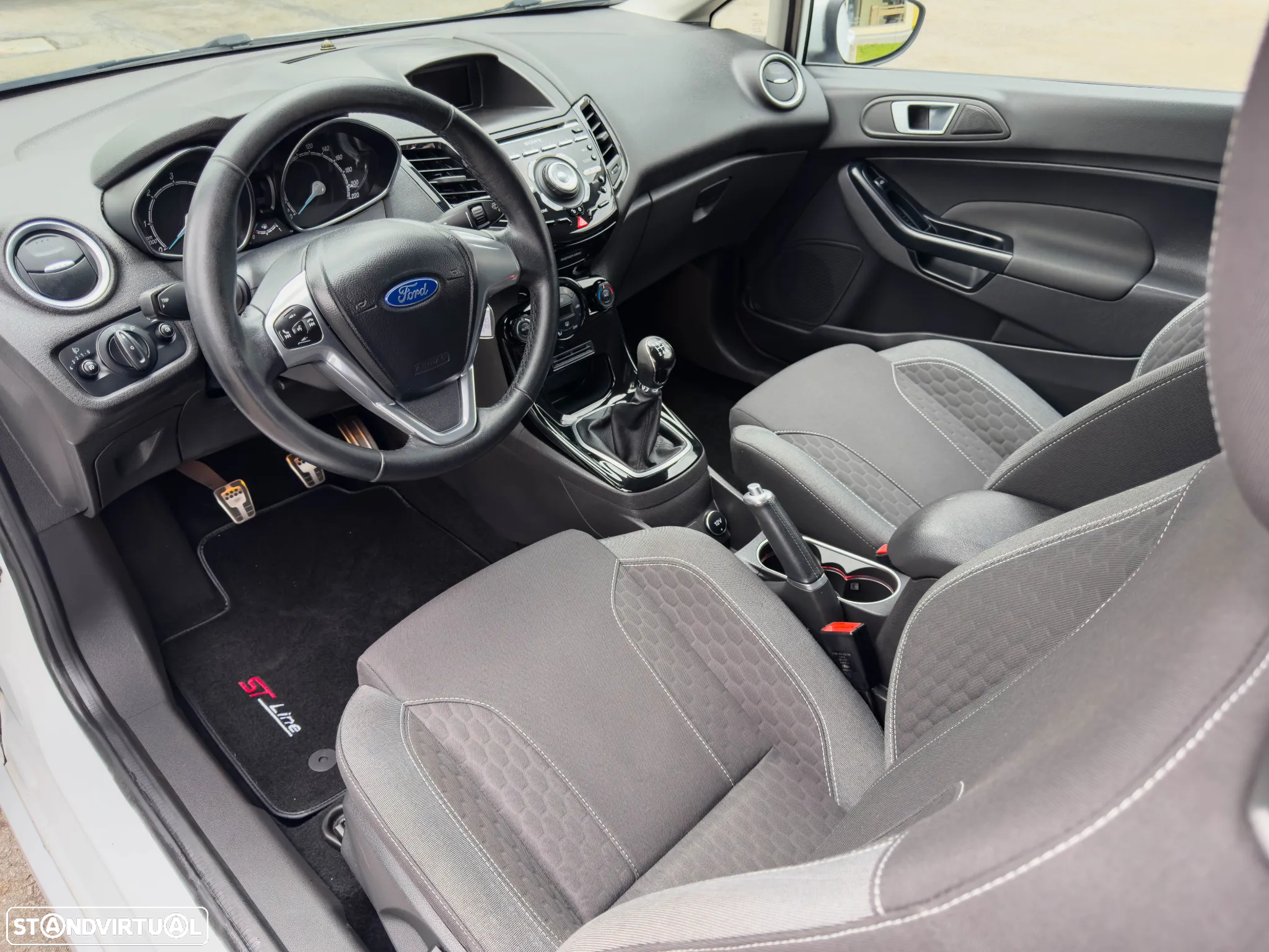 Ford Fiesta 1.6 TDCi Sport - 6