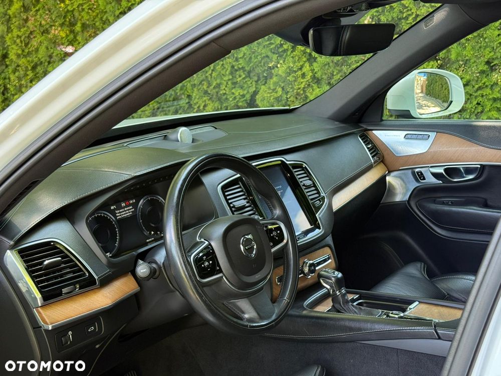 Volvo XC 90 D5 AWD Inscription 7os - 12