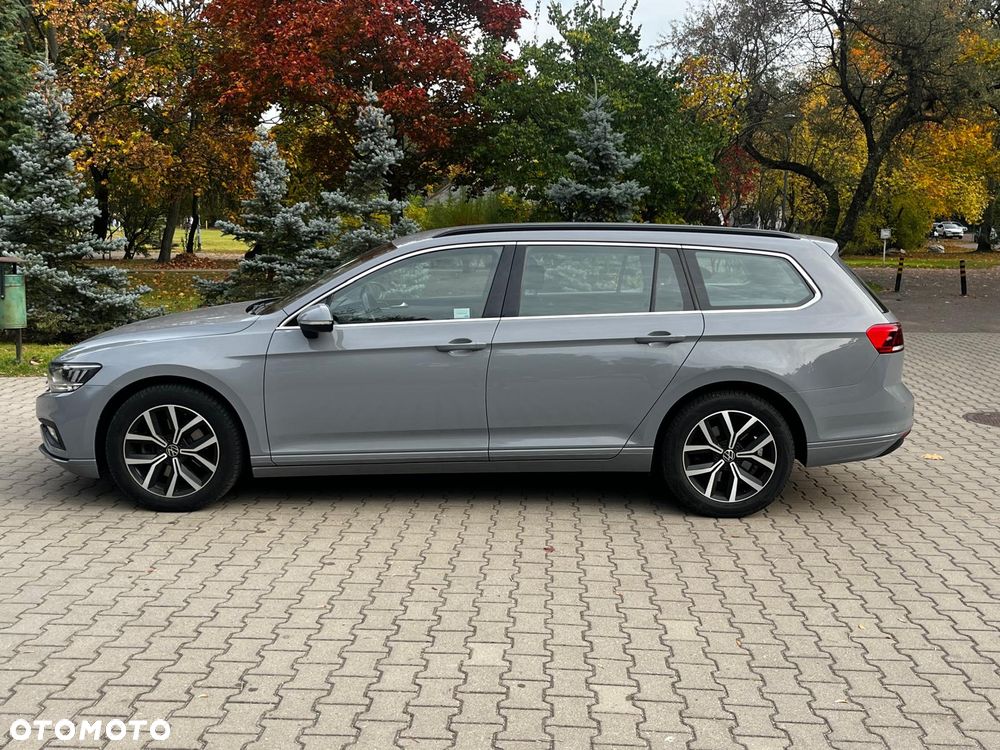 Volkswagen Passat Variant 2023 photo 2