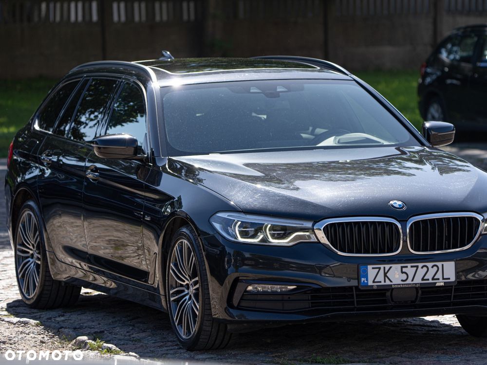BMW Seria 5 530d xDrive Sport Line - 10