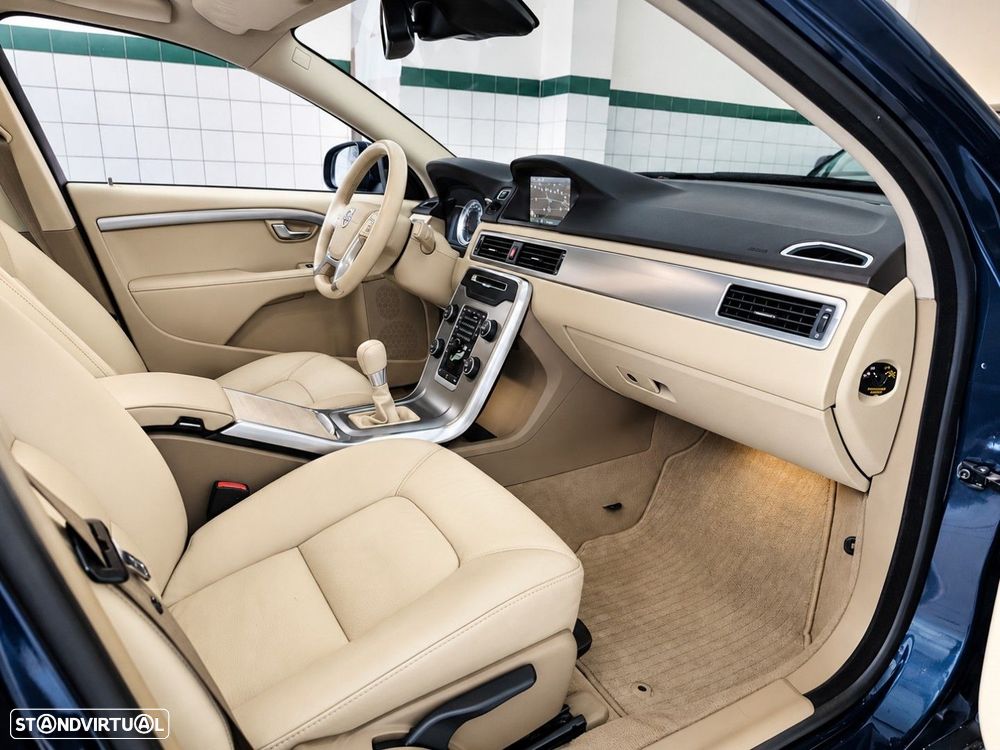 Volvo V70 2.0 D4 Summum - 10