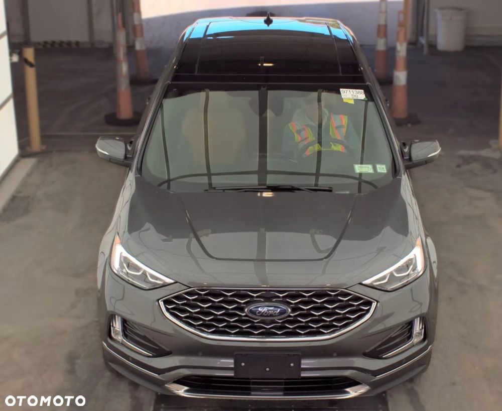Ford Edge - 3