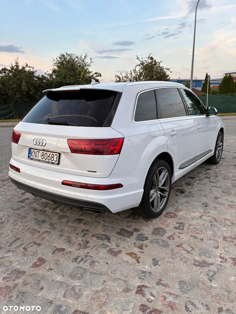 Audi Q7 - 4