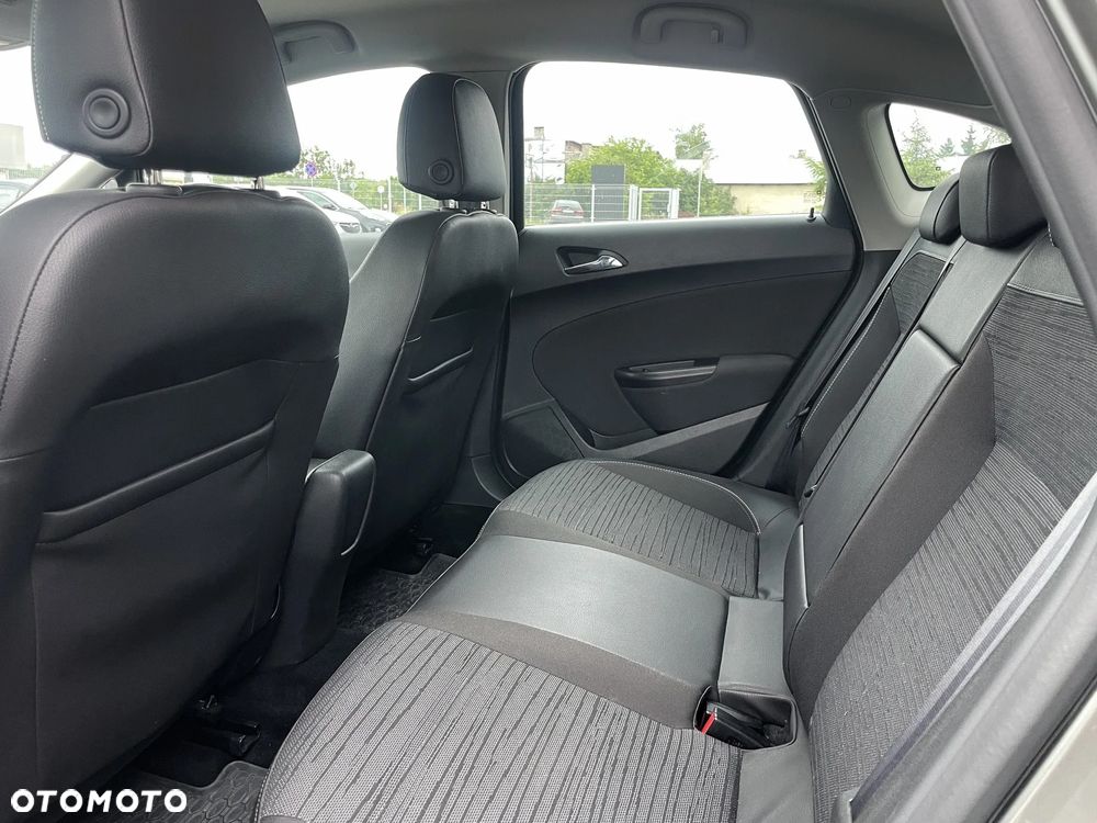Opel Astra 1.4 T Enjoy EU6 - 9