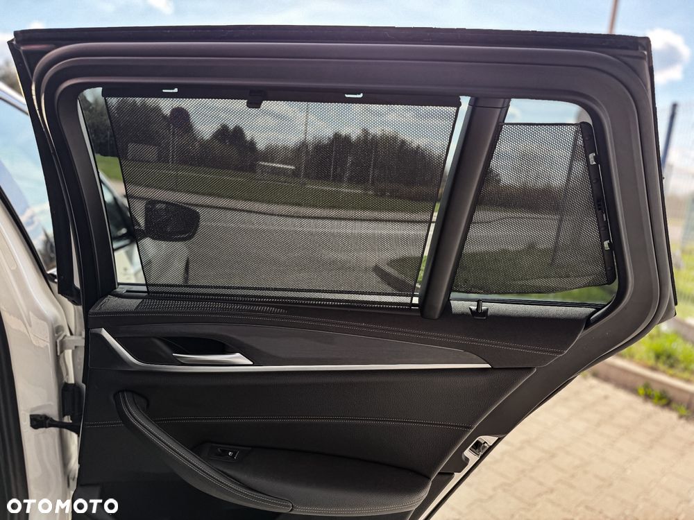 BMW Seria 5 520d xDrive mHEV Luxury Line - 22