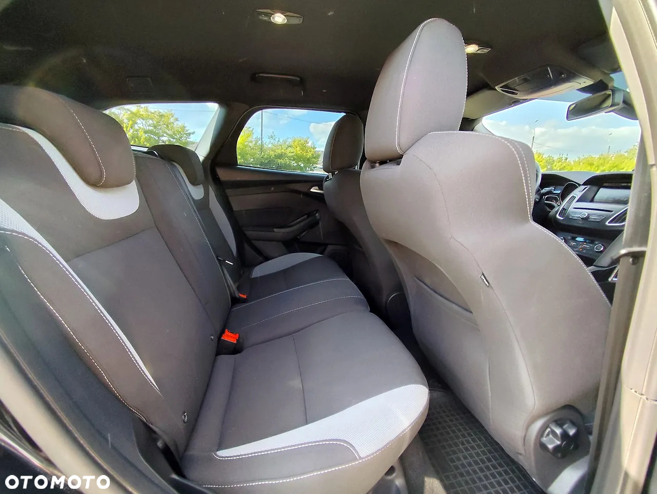 Ford Focus 2.0 TDCi ST - 9