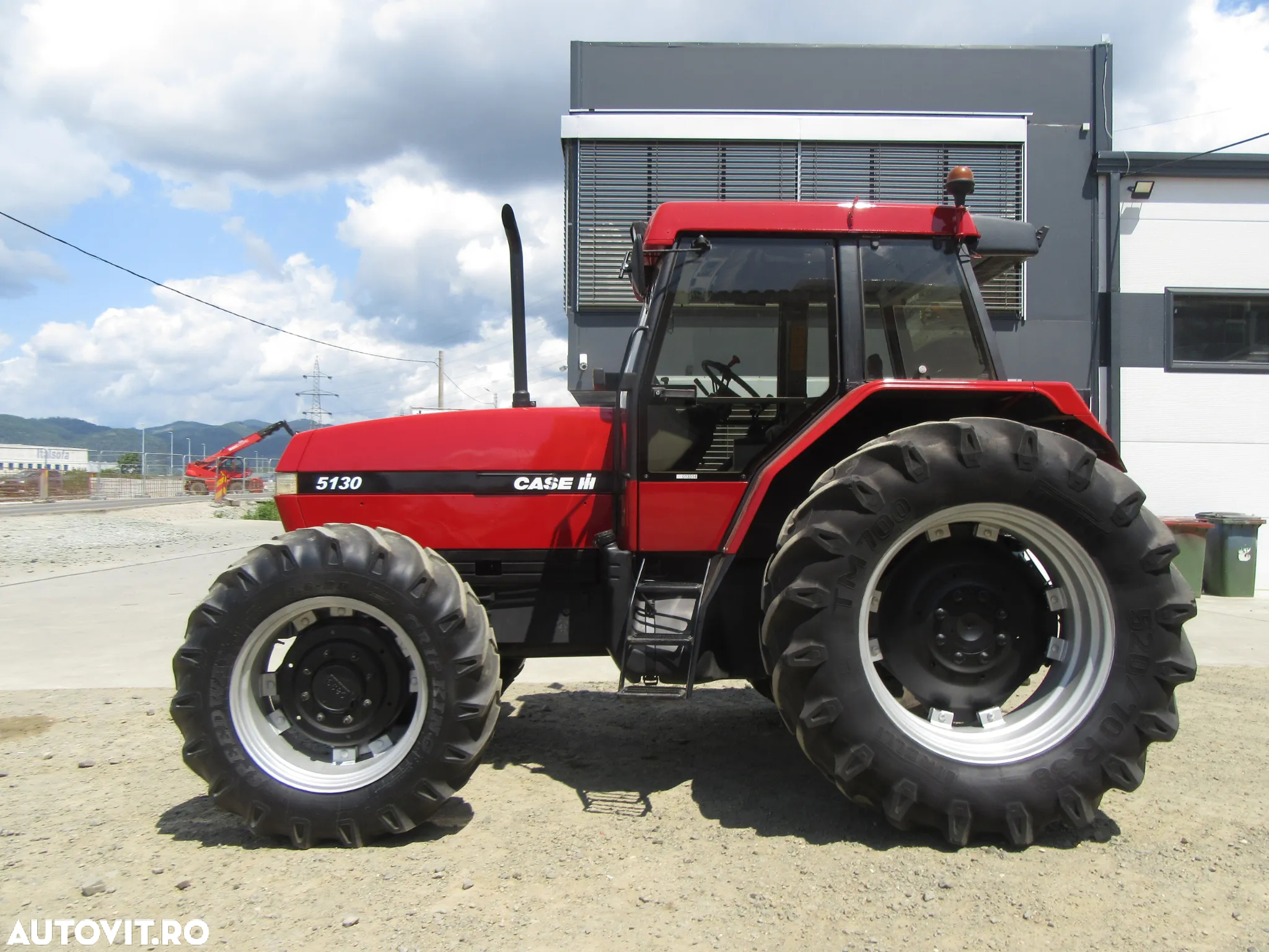 Case IH 5130 - 10