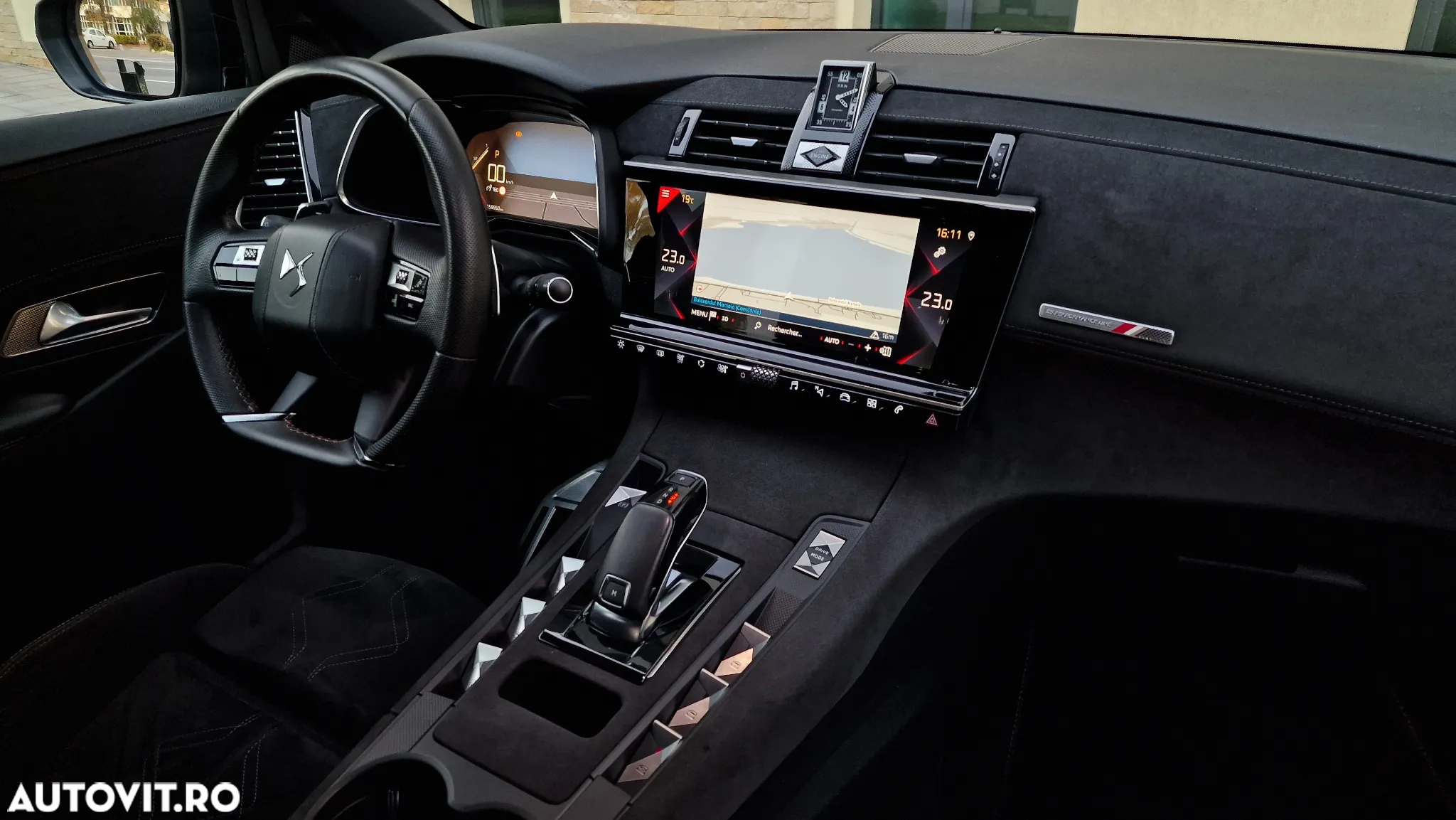 DS Automobiles DS 7 Crossback - 13
