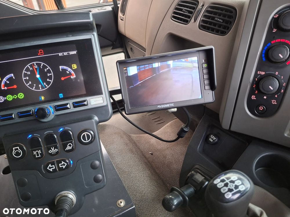 Renault Midlum 220DXI Zamiatarka SEMAT Zoeller Johnston VS501 Szczotki L/R Obie Strony Napęd Hydrostatyczny 2014r Kamera Cofania Klimatyzacja Centralne Smarowanie - 10