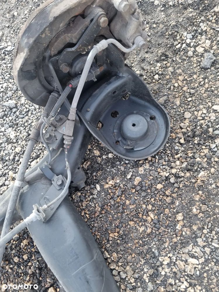 Belka zawieszenie tył Honda Jazz 02-08r tarcze ABS - 3