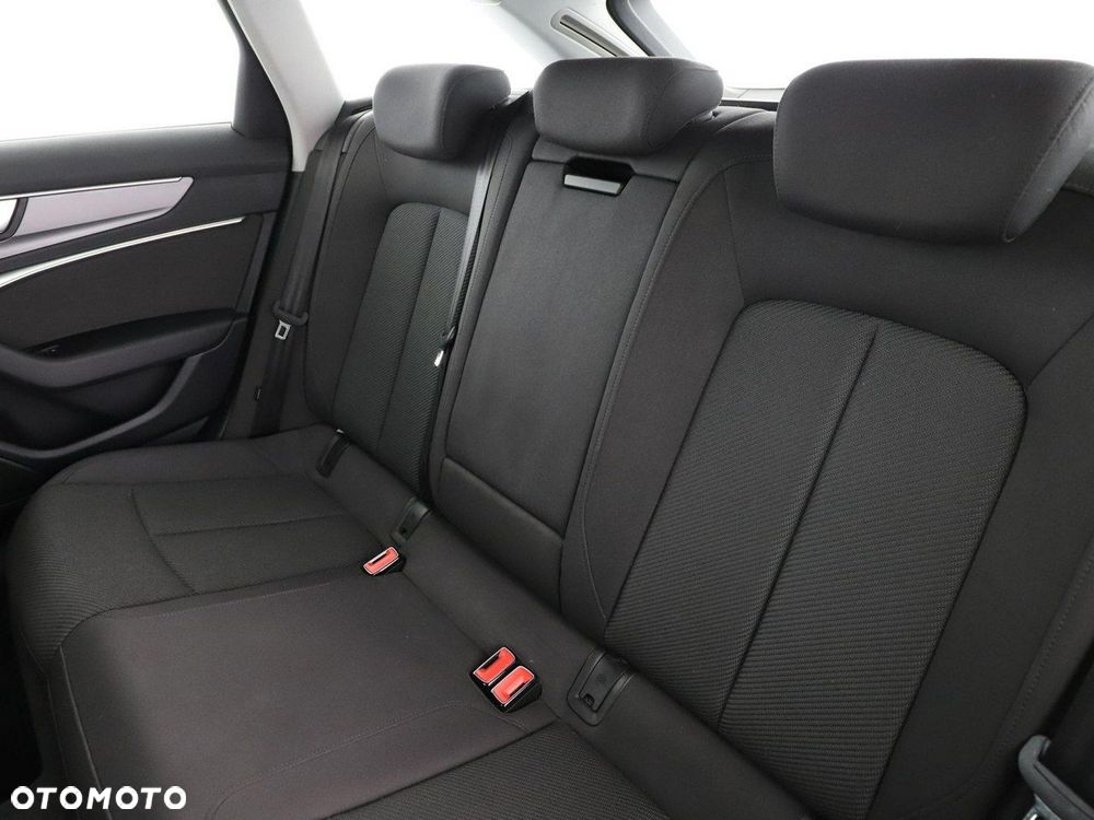 Audi A6 Avant 40 TDI S tronic - 18