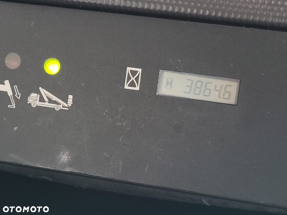 Nissan Cabstar Maxity - 26