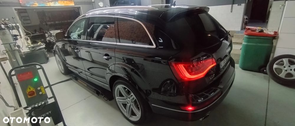 Audi Q7 3.0 TFSI Quattro Tiptr - 7