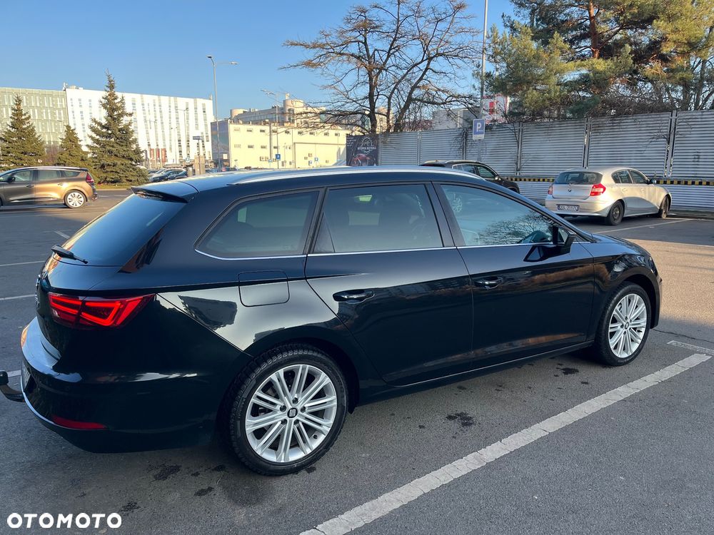 Seat Leon Sportstourer 2.0 TDI Xcellence S&S DSG - 4