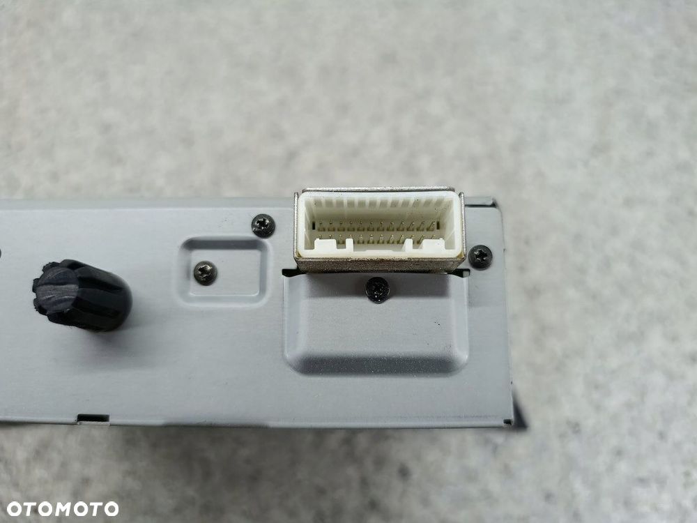 RADIO FABRYCZNE RENAULT LAGUNA III 281150017R - 7
