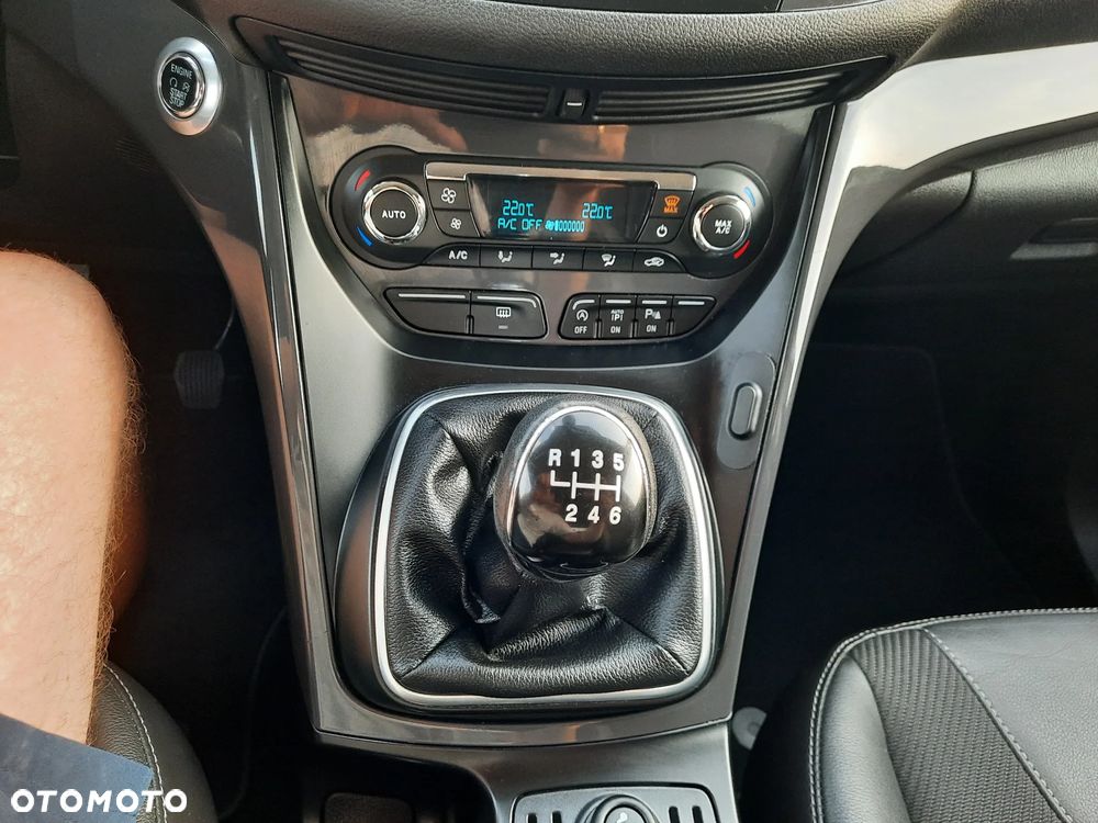 Ford Kuga 2.0 TDCi 2x4 SYNC - 25