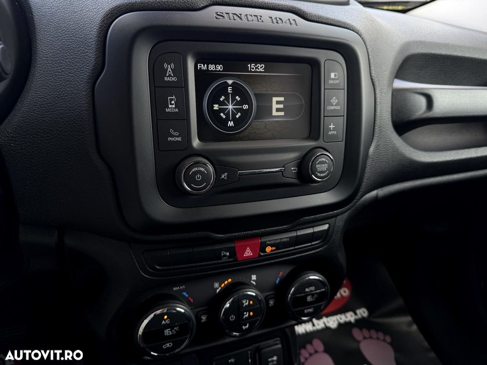 Jeep Renegade - 11